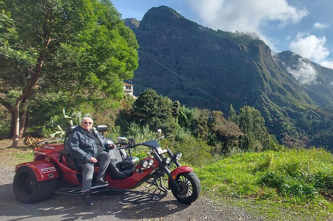 3 Hour Private Trike Tours of Madeira Island - Câmara de Lobos and Churchill’s painting spot