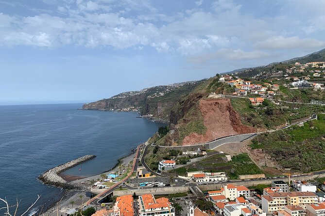 4 Hours Adventure Jeep Tour in Central Madeira Portugal - Cabo Girão and the glass platform