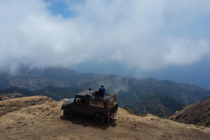 4x4 Jeep Safari Porto Moniz - the "Farowest" tour - Full Day Small Groups - A short walk beside the Paul da Serra levada