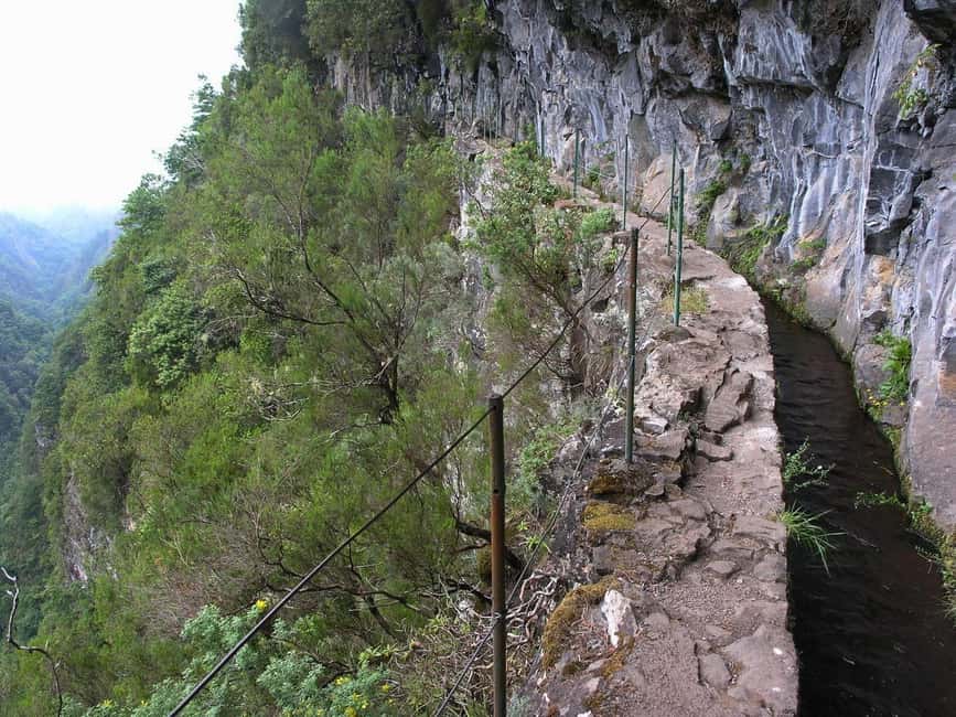 Caldeirão Verde: Queimadas PR9 Transfer and Self-Guided Hike - What the 5.5-hour PR9 walk feels like