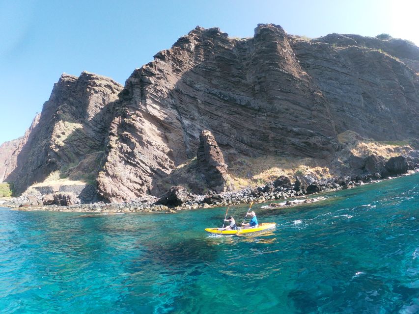 Câmara de Lobos: Private Guided Kayaking Tour in Madeira - Why the private format makes a difference