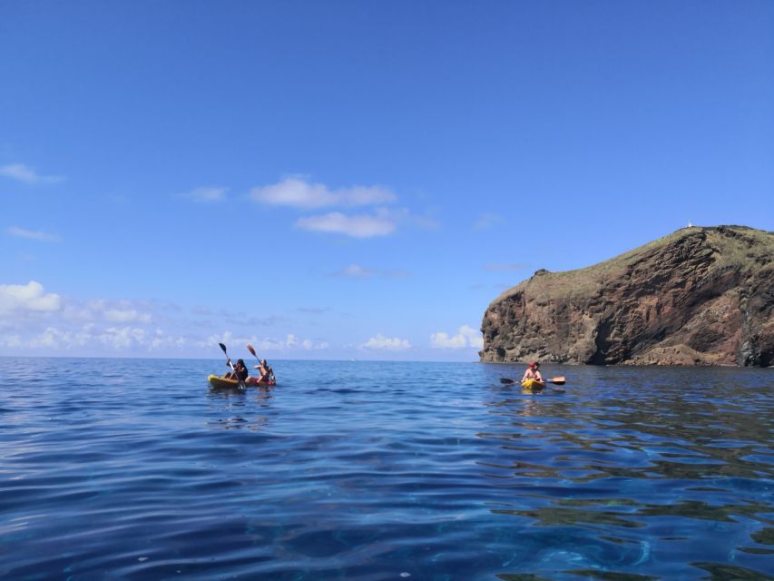 Caniço, Madeira: Marine Reserve Kayak & Snorkelling Tour - Getting into the water near the reserve