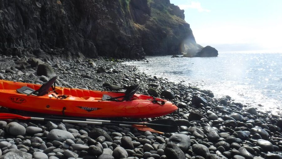Caniço, Madeira: Marine Reserve Kayak & Snorkelling Tour - Small groups and the guide’s role