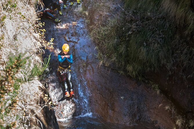 Canyoning in Madeira: Ribeira das Cales - Funchal Ecological Park - Entering Ribeira das Cales