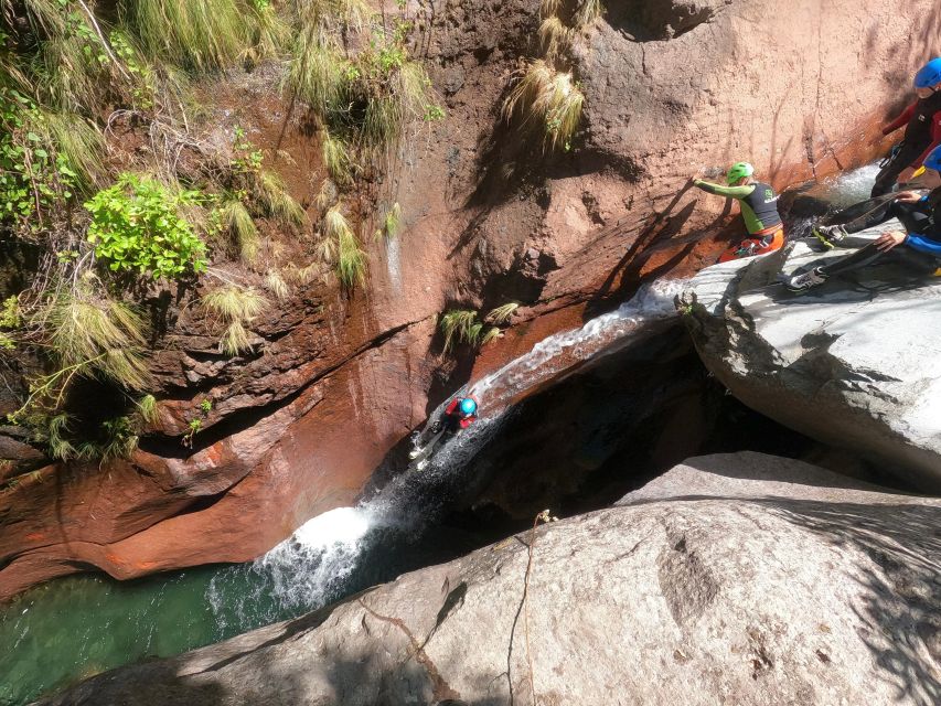 Canyoning Level 2 - Ribeira do Cidrão- Madeira Island - What the two-and-a-half-hour canyon route feels like