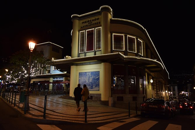 Christmas Lights Tukxi Tour (price per tukxi - up to 5 people) - The 10-minute stop at Miradouro Vila Guida