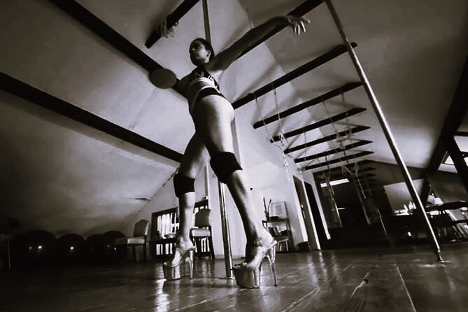 Dance Class (choose 1: Pole Dance, Burlesque or Aerial Silk/Hoop) - A one-hour creative workout in Funchal