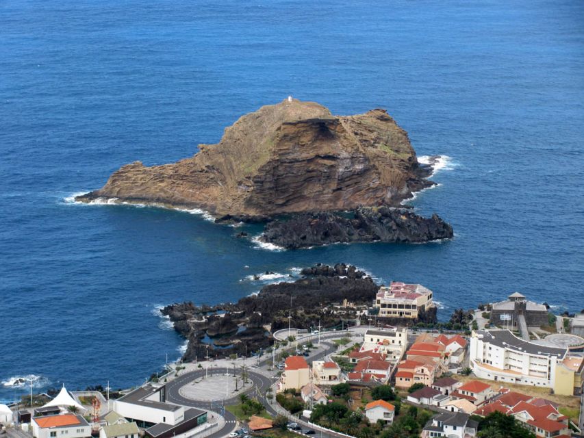 Discover Madeira: Full-Day Tour to Porto Moniz - Câmara de Lobos begins the day beside the sea