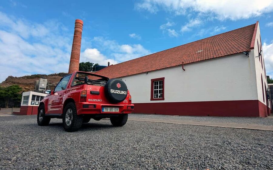 Discover Ponta de São Lourenço: Private Classic Jeep in 4h - A private Jeep with room for conversation