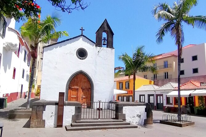 Downtown Funchal: A Self-Guided Audio Tour Through the Old City - Zarco’s statue and Madeira’s beginnings