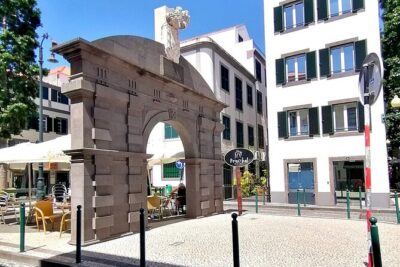 Downtown Funchal: A Self-Guided Audio Tour Through the Old City