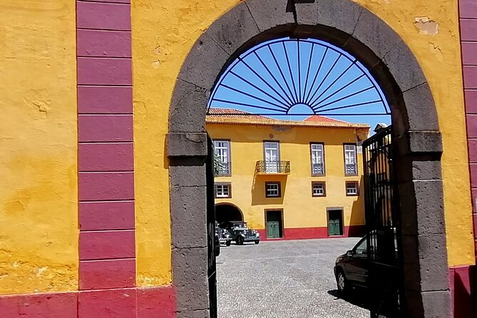Downtown Funchal: A Self-Guided Audio Tour Through the Old City - Mercado dos Lavradores, where the walk gets more local