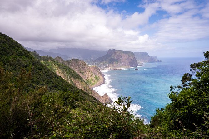 East of Madeira | Full Day 4x4 Tour - North-coast views at Miradouro do Guindaste