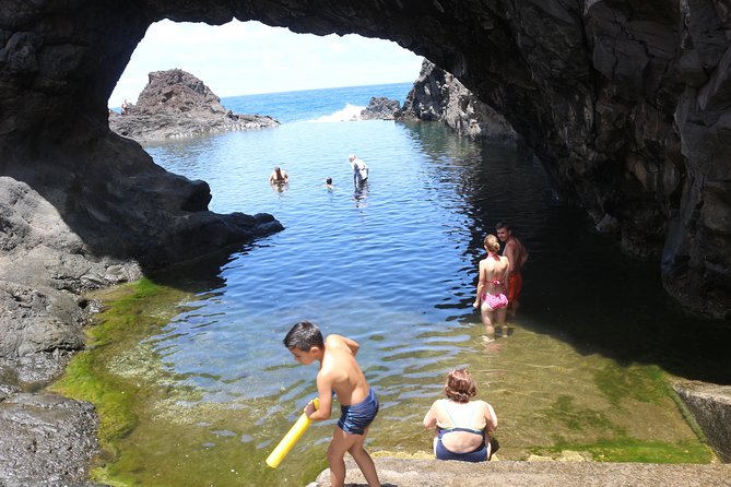 Fascinated Landscapes Northwest 4x4 excursion - Ribeira da Janela and the route back to the sea