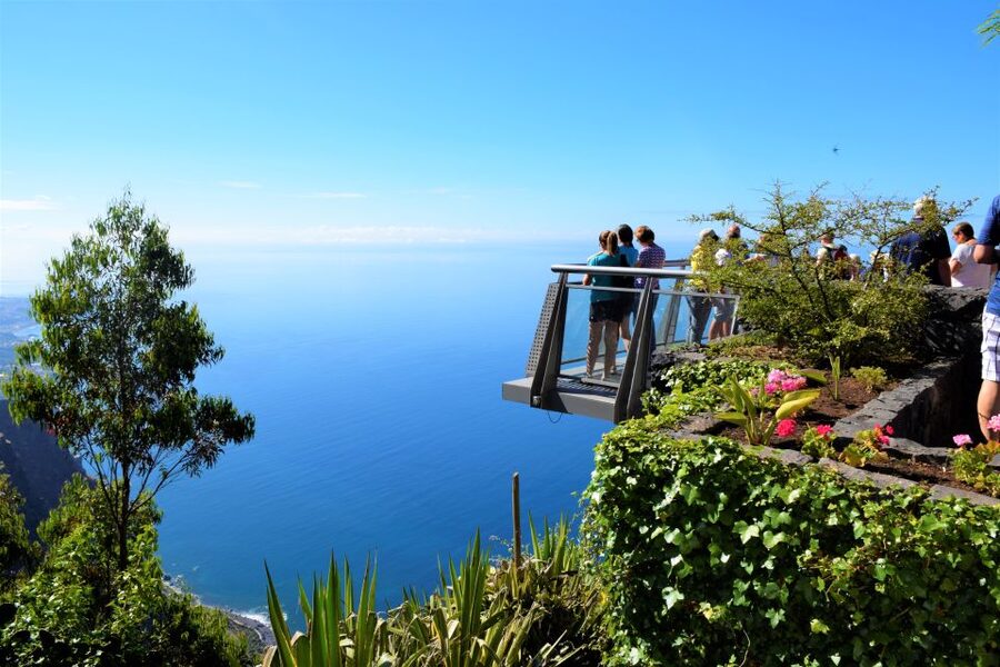 From Funchal: 2-Day Guided Tour of Madeira - What the small group changes