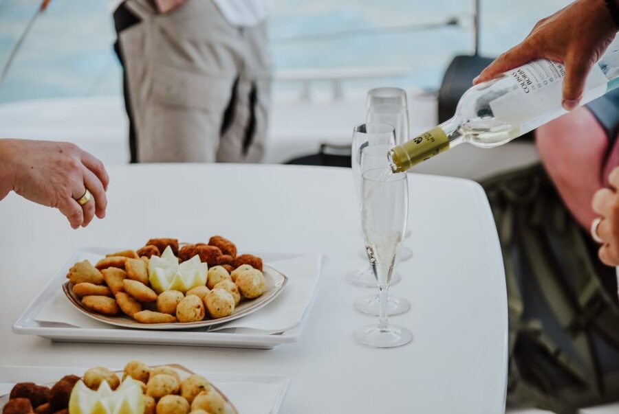 From Funchal: Cabo Girao Sunset Cruise on Luxury Catamaran - Should you book the Cabo Girão sunset cruise?
