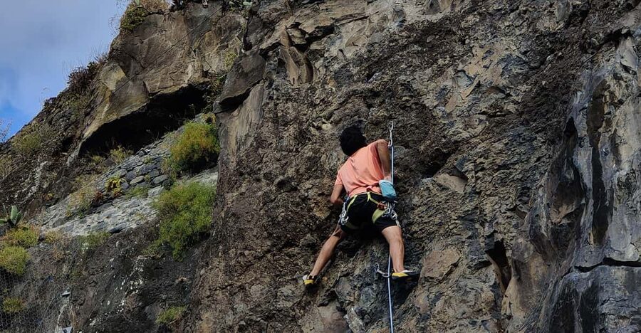 From Funchal: Guided Climbing Tour, with Pick-up - Safety, equipment, and what you need to bring