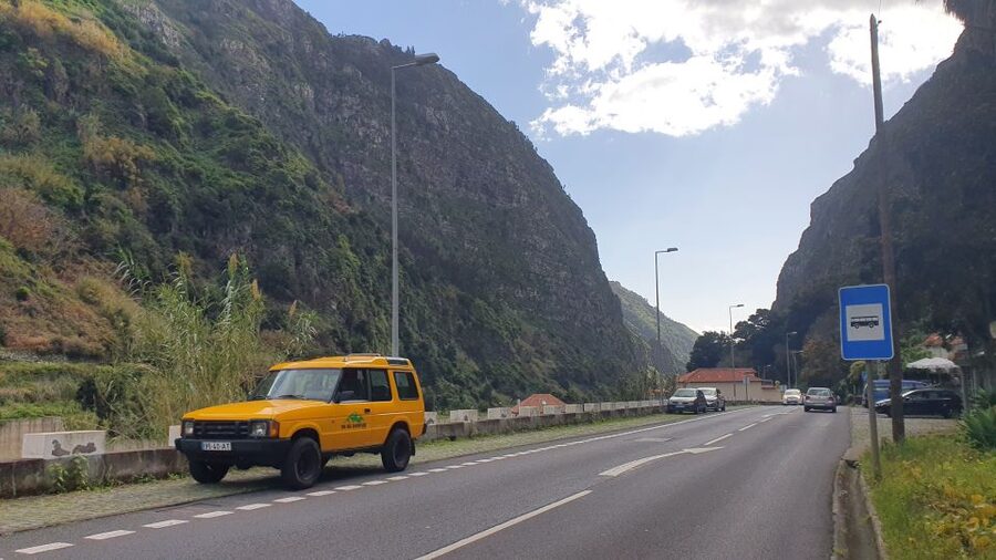 From Funchal: Guided Tour of Madeira Mountains in a Jeep - Through Campanário and toward Serra de Água