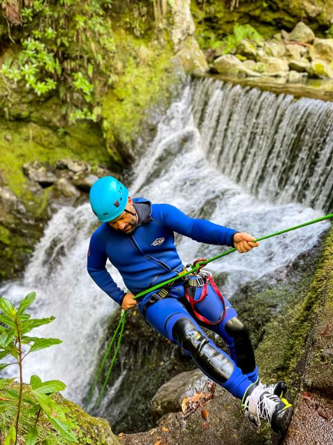 From Funchal: Intermediate (Level 2) Canyoning Adventure - A short snack break before the route continues