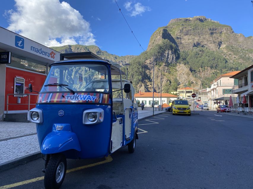 From Funchal: Madeira Nuns Valley Sightseeing Tuk-Tuk Tour - Pico dos Barcelos gives you the Funchal view