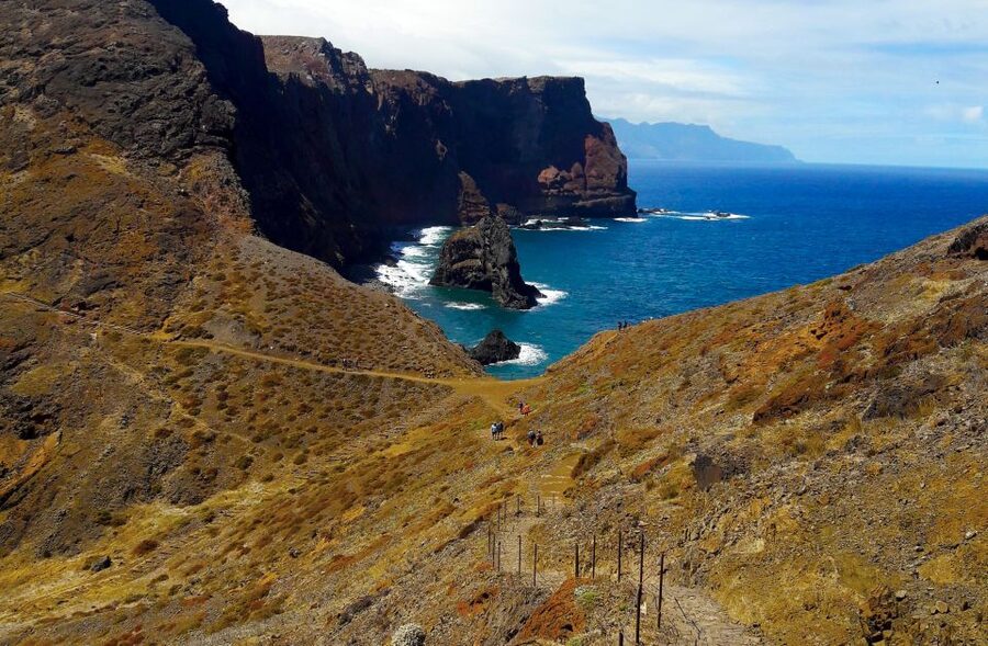 From Funchal: Ponta de São Lourenço/Caniçal Full-Day Hike - Free time near Casa do Sardinha