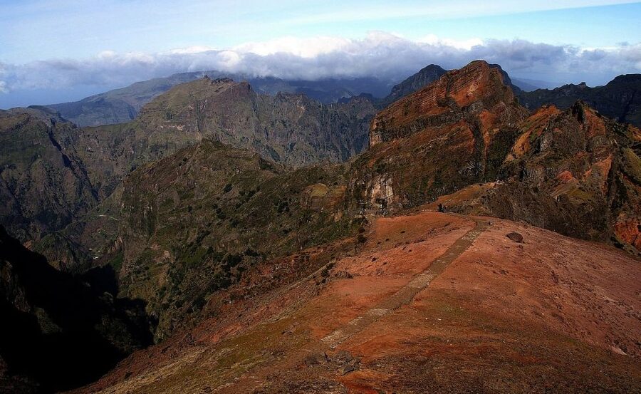 From Funchal: Santana and Pico do Areeiro East Island Tour - Faial and the rock of Penha de Águia