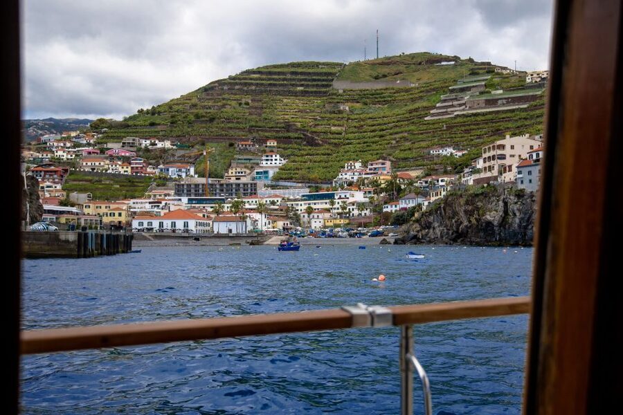 From Funchal: West Bays Sailing Tour with Lunch - Ponta do Sol and Ribeira Brava from the water