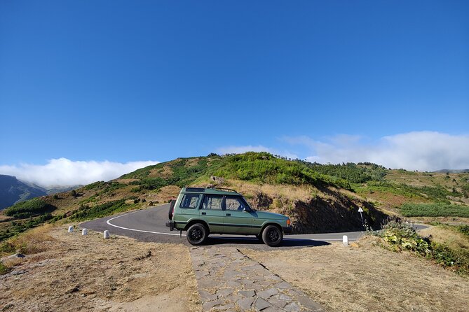 Full Day of Wonders: Madeira 4x4 Private Tour - Villages, beaches, and waterfalls