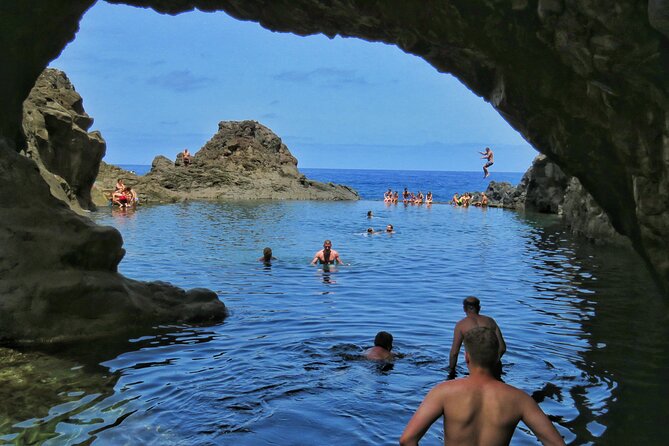 Full Day Private 4x4 Tour in West Madeira with Local Guide - São Vicente, old houses, and the Paul da Serra country