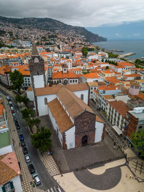 Funchal : 1 hour City Tour by Tuk-Tuk - São João Baptista do Pico, the tour’s main stop