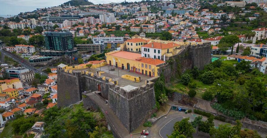 Funchal : 1 hour City Tour by Tuk-Tuk - Starting with pickup in Funchal