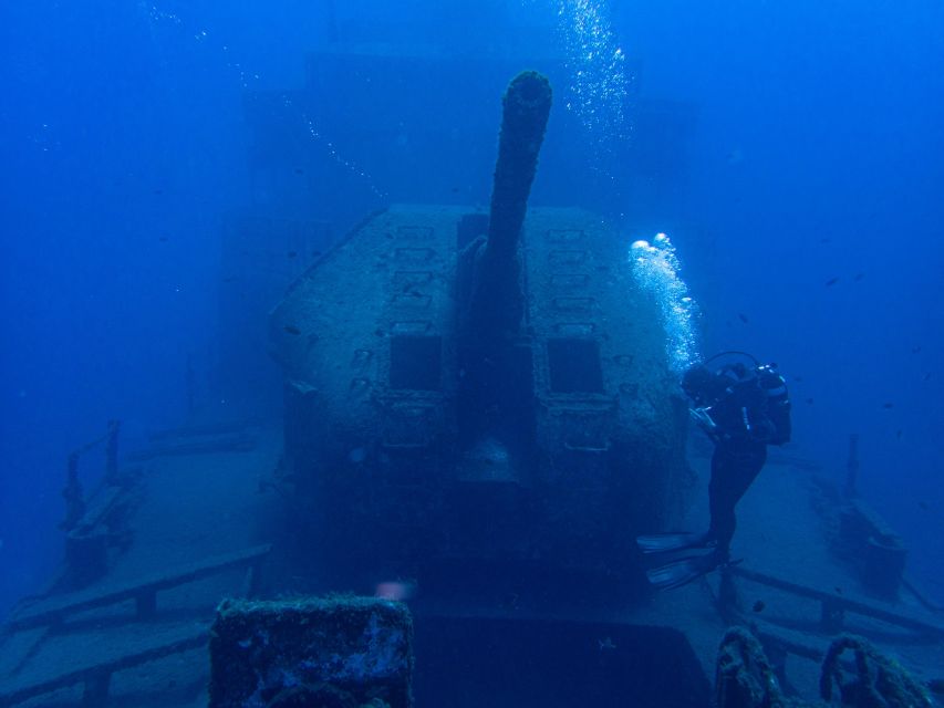 Funchal: Advanced Scuba Diving Afonso Cerqueira Wreck - Who should book this Madeira wreck outing