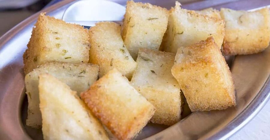 Funchal: Amazing Dinner with Folklore - A Madeira night built around food and dancing