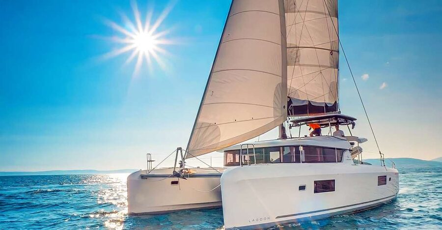 Funchal Bay: Dolphin & Whale Watch Luxury Catamaran Cruise - The first 45 minutes at sea