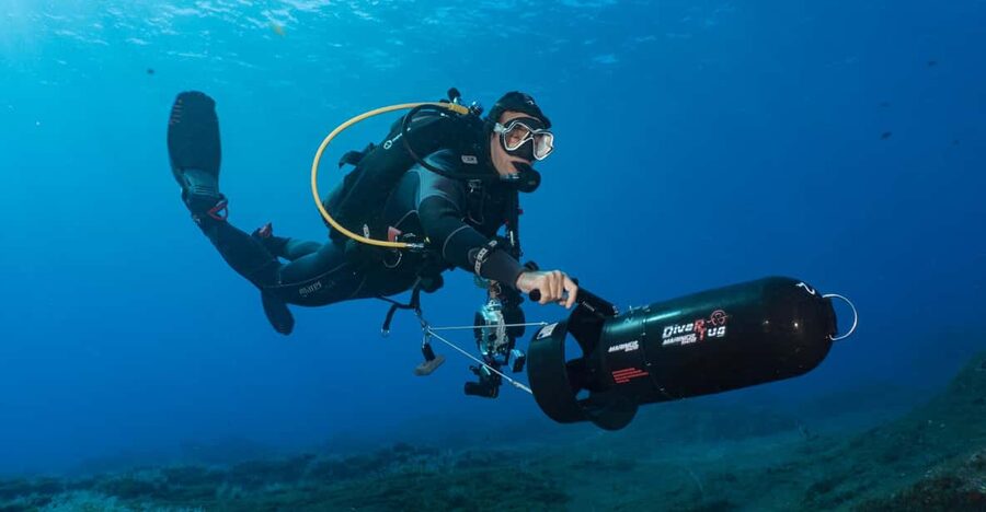Funchal: DPV- Scooter Dive Adventure - Riding the DPV across the house reef