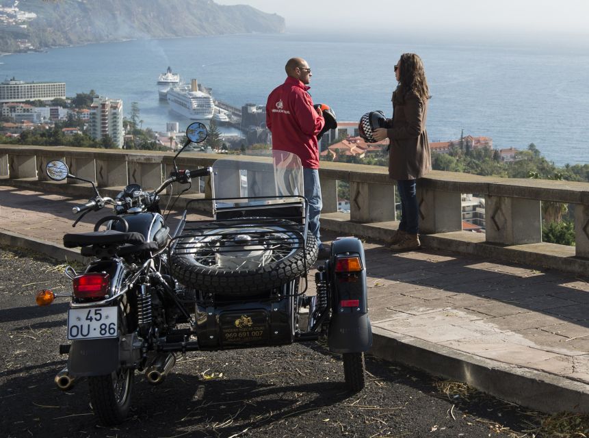 Funchal Exploration: Sidecar Tour with Historical Insights - Old Town doors, walls, and street-level detail