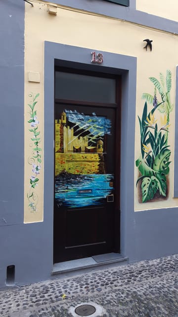 Funchal: famous places and magical corners. - The unnamed stops and the local bakery