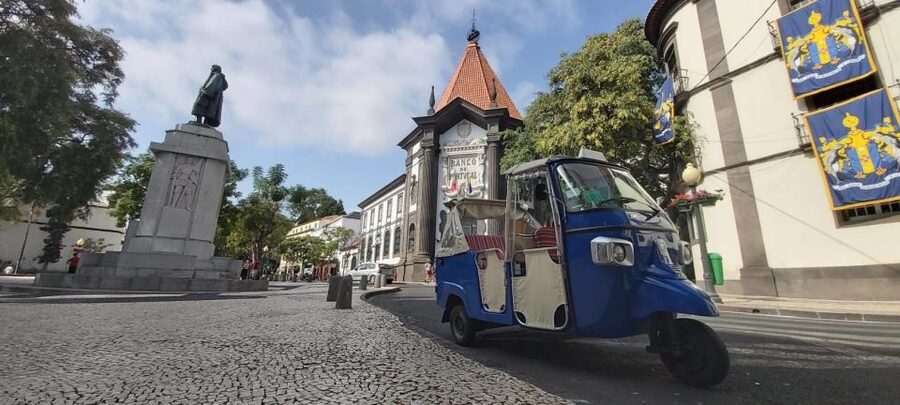 Funchal: Guided City Tuk-Tuk Tour - The climb to São João Baptista do Pico