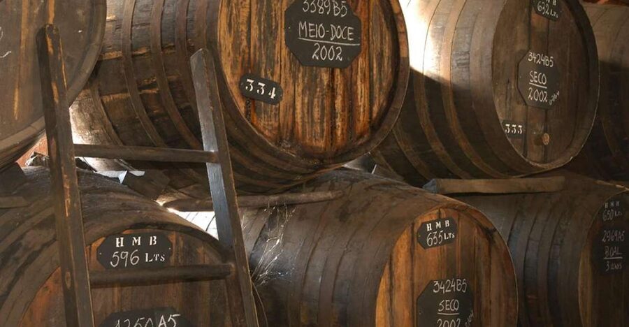 Funchal: H.M. Borges Winery Guided Tour with Wine Tasting - A family winery in central Funchal