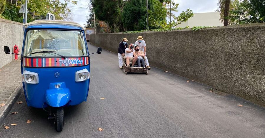 Funchal: Monte Tropical Garden & Toboggan Ride by Tuk Tuk - Funchal Old Town before the climb