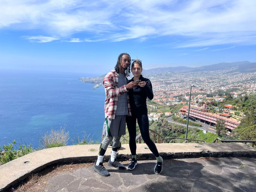 Funchal: Nuns Valley, Safari Tour, & Viewpoints with Sunset - Paredão viewpoint looks down from above