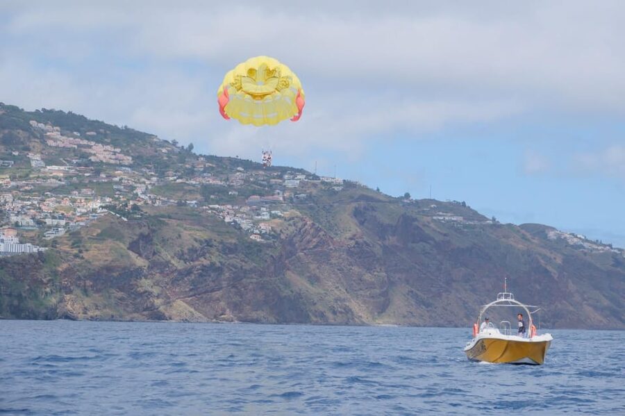 Funchal: Parasailing Tour on the Coast of Madeira Island - How the small group format affects the outing