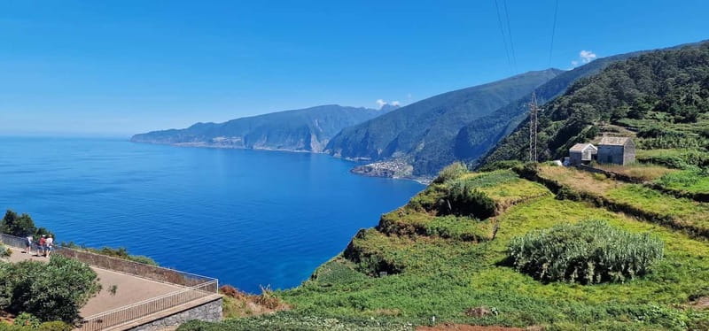 Funchal Private 4-Seater VIP Mercedes / 8-Seater Minibus - FAQ
