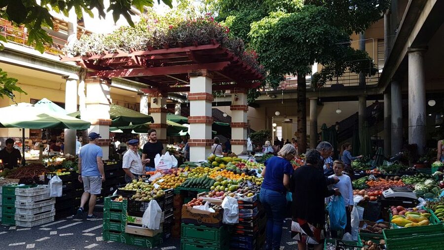 Funchal: Private Guided Walking Tour - What the private setup is worth
