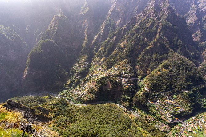 Funchal Private Vehicle Service with Driver for a Half Day or Full Day - Choosing your own route around Funchal