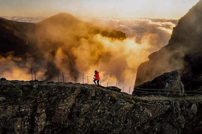 Funchal: Sunrise Pico do Arieiro & Ruivo/Larano HikeTransfer - Key points to know before booking