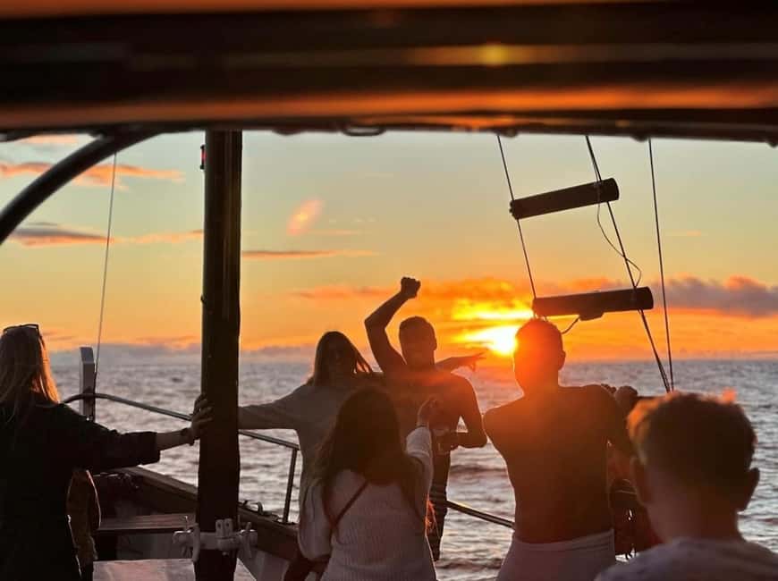 Funchal: Sunset Tour on Traditional Madeiran Boat w/ Drinks - Should You Book the Dragão Sunset Cruise?