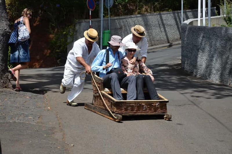 Funchal: Toboggan and Old Town Experience with Tukway - Returning to Funchal and exploring the Old Town