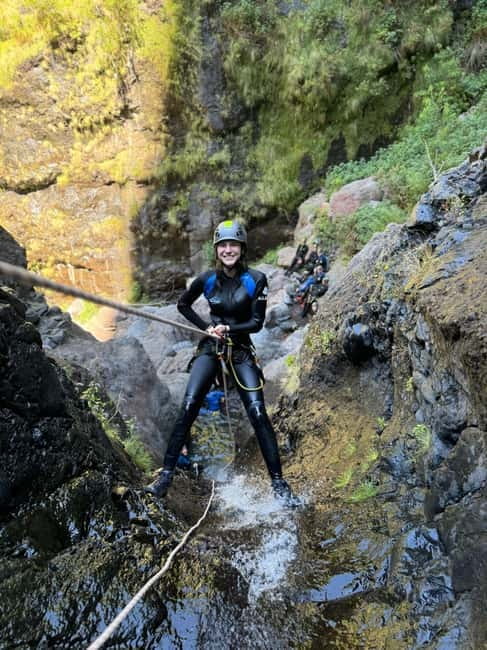 Go Explore Canyoning Level 2 (Nun's Valley) . - A four-hour route with real variety