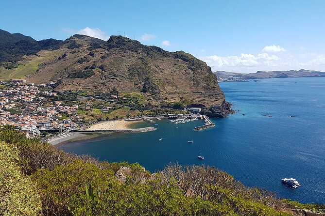 Go North Tour - Madeira Island Excursion - São Vicente Caves: the most distinctive stop